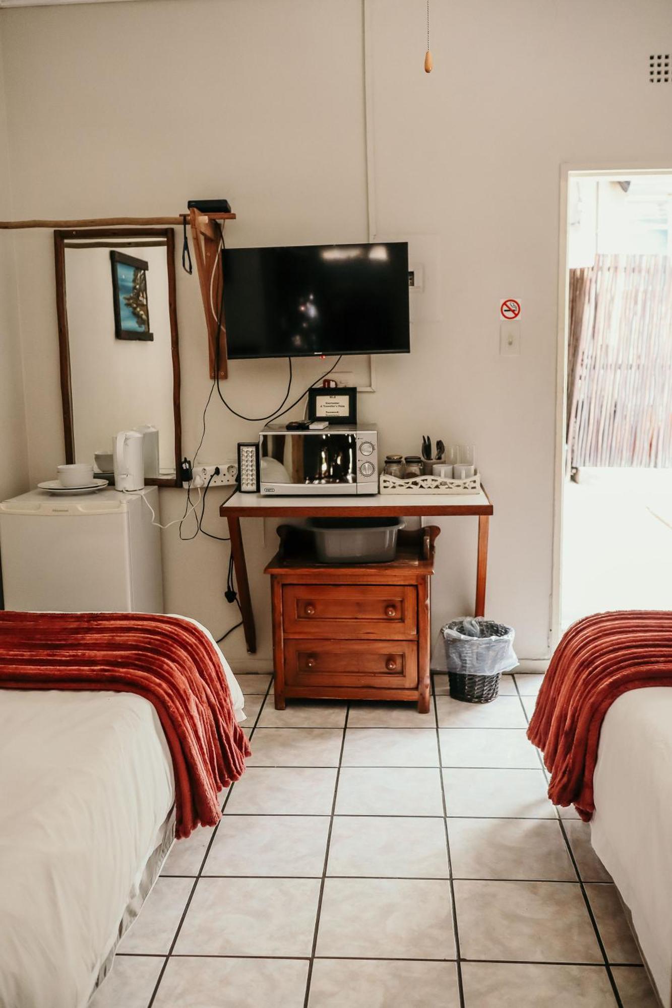 A Traveller'S Palm Hotel Phalaborwa Bagian luar foto