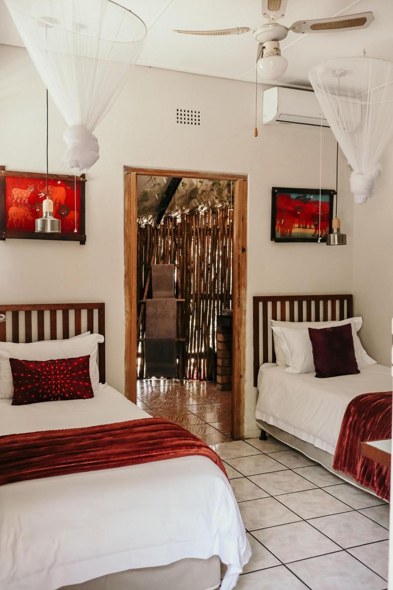 A Traveller'S Palm Hotel Phalaborwa Bagian luar foto