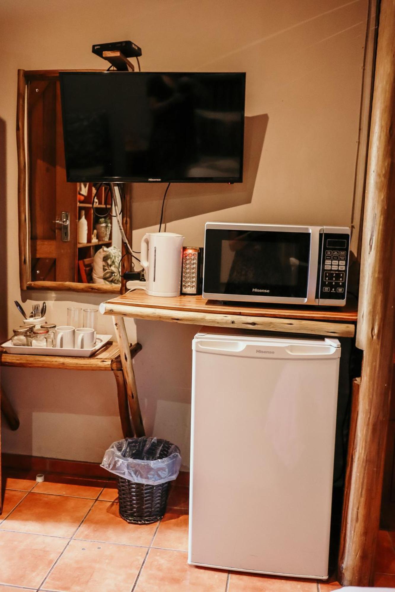 A Traveller'S Palm Hotel Phalaborwa Bagian luar foto