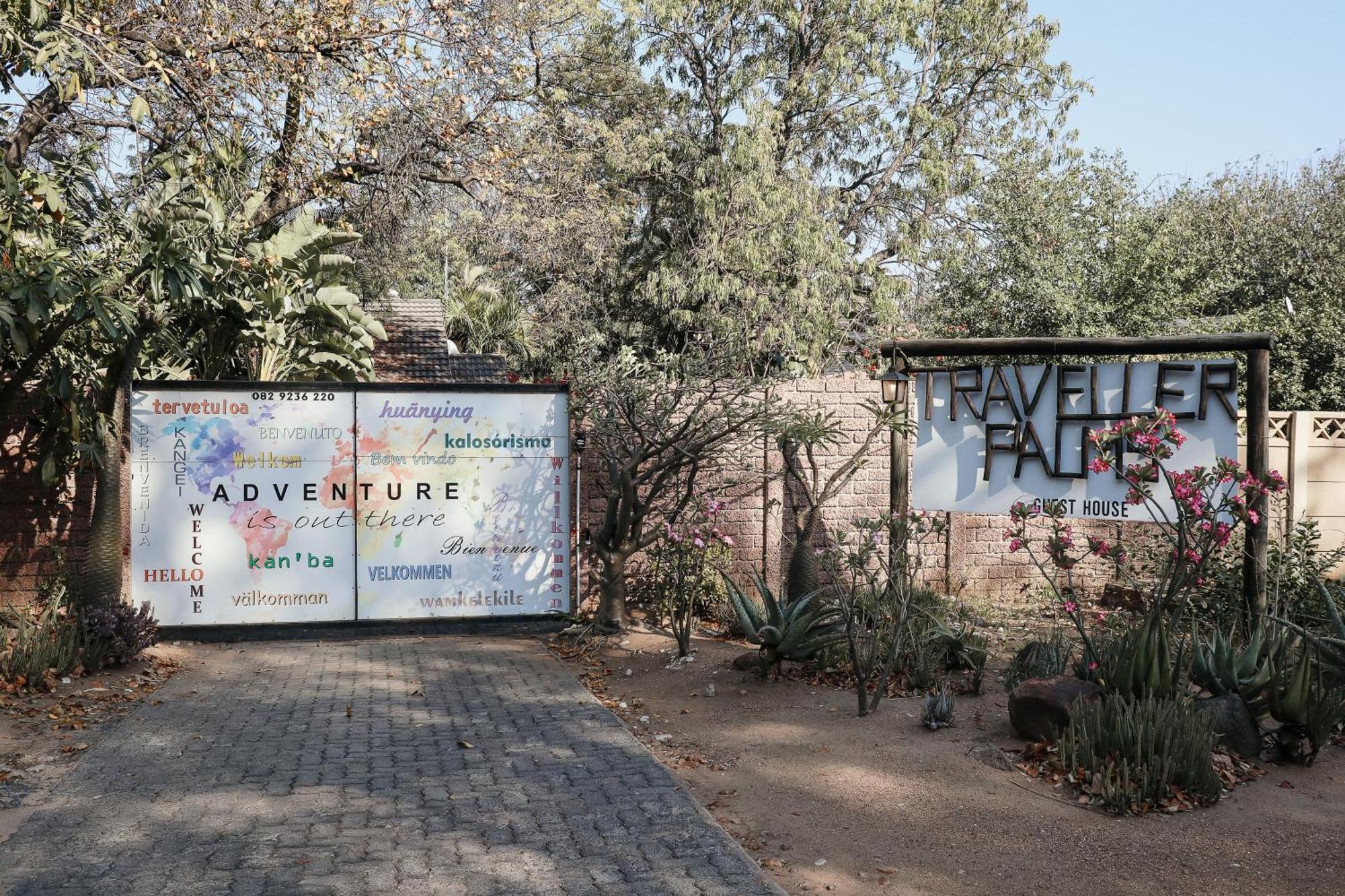 A Traveller'S Palm Hotel Phalaborwa Bagian luar foto